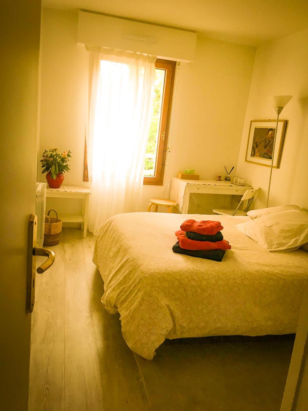 Double Room With Balcony Paryż Zewnętrze zdjęcie